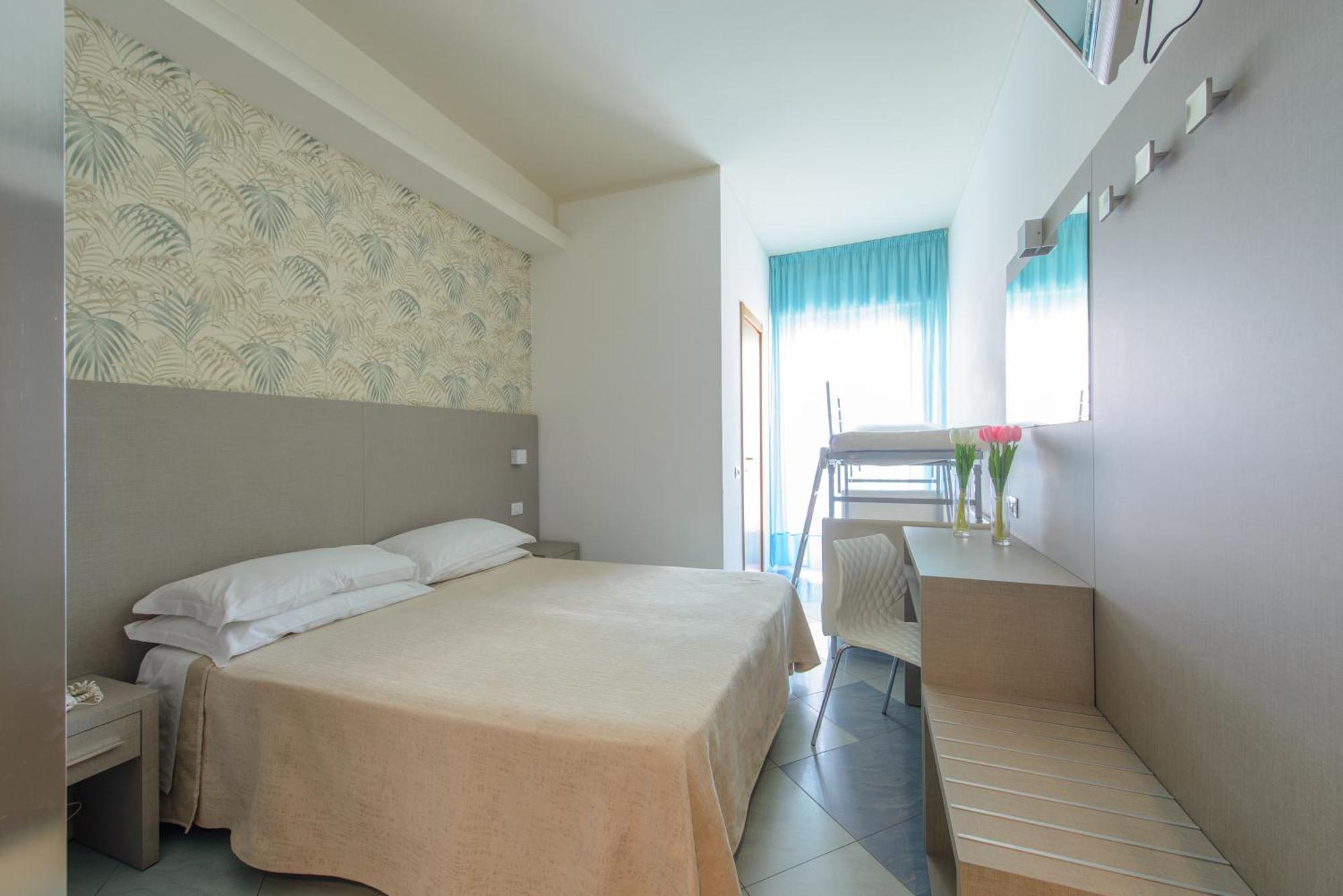 Hotel Christian Rimini Buitenkant foto